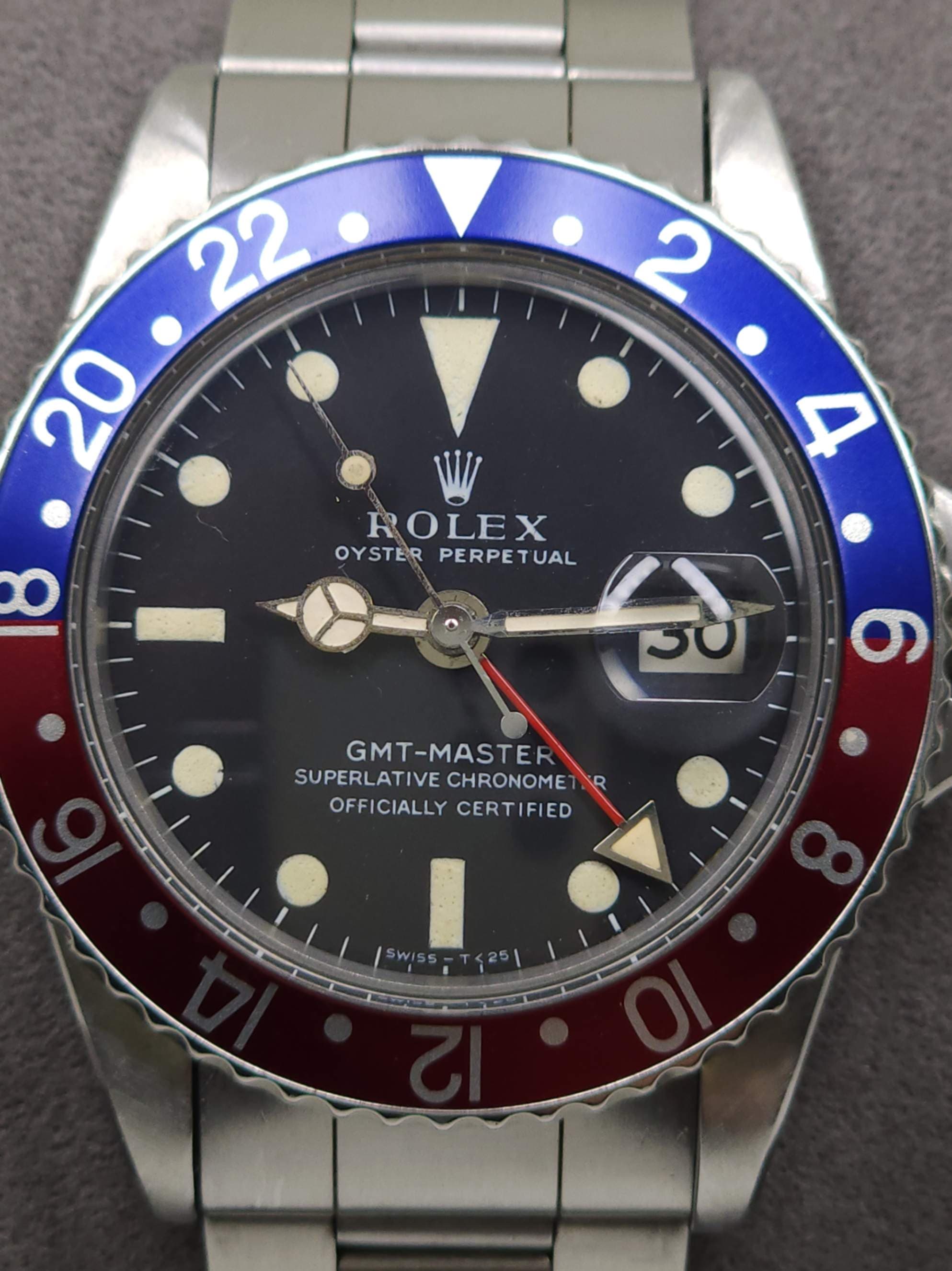 Rolex GMT-Master "Pepsi - Long E Dial" 1675  from 1968